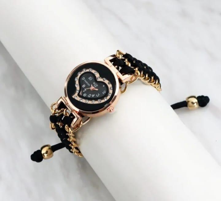 Stylish Women's Quartz Heart Watch with Chain Strap - 1 Pc